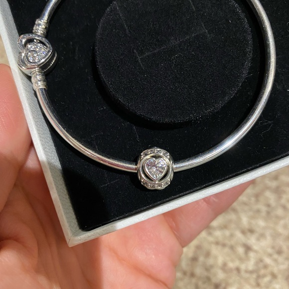 Pandora Bracelet with Charm - Picture 3 of 5
